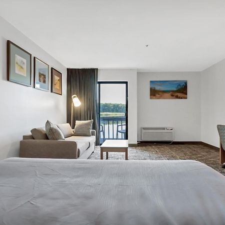 Waterbird Lakeside Inn เชสเตอร์ตัน ภายนอก รูปภาพ