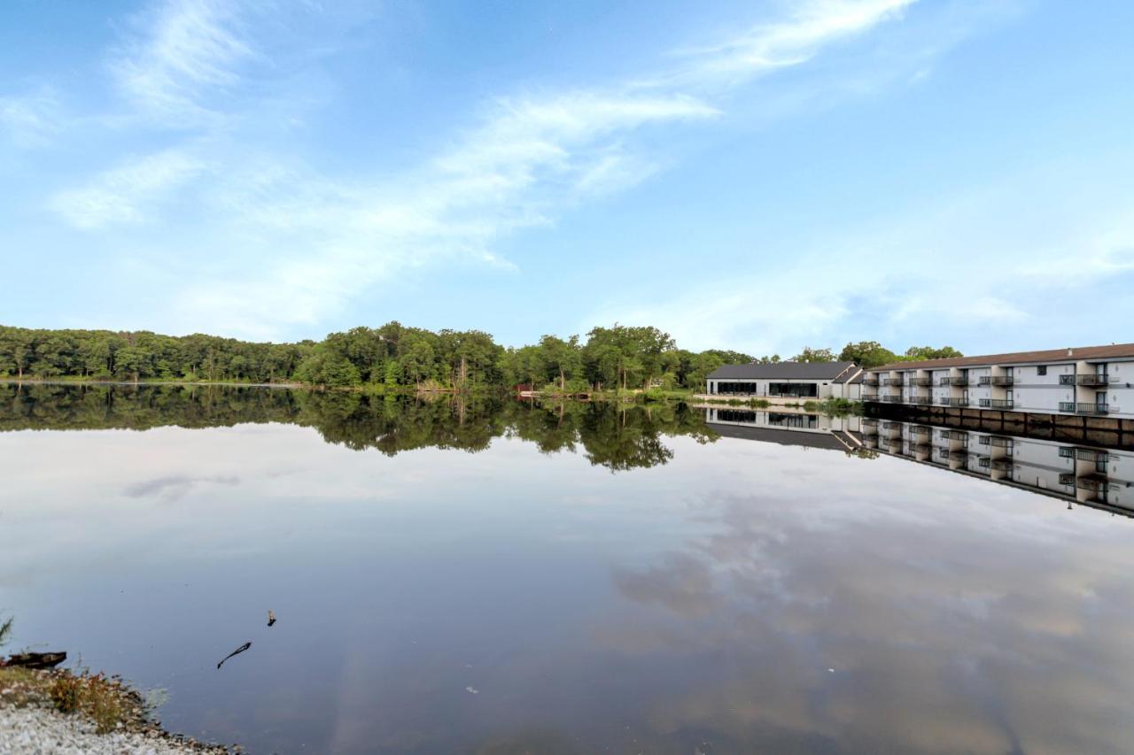Waterbird Lakeside Inn เชสเตอร์ตัน ภายนอก รูปภาพ