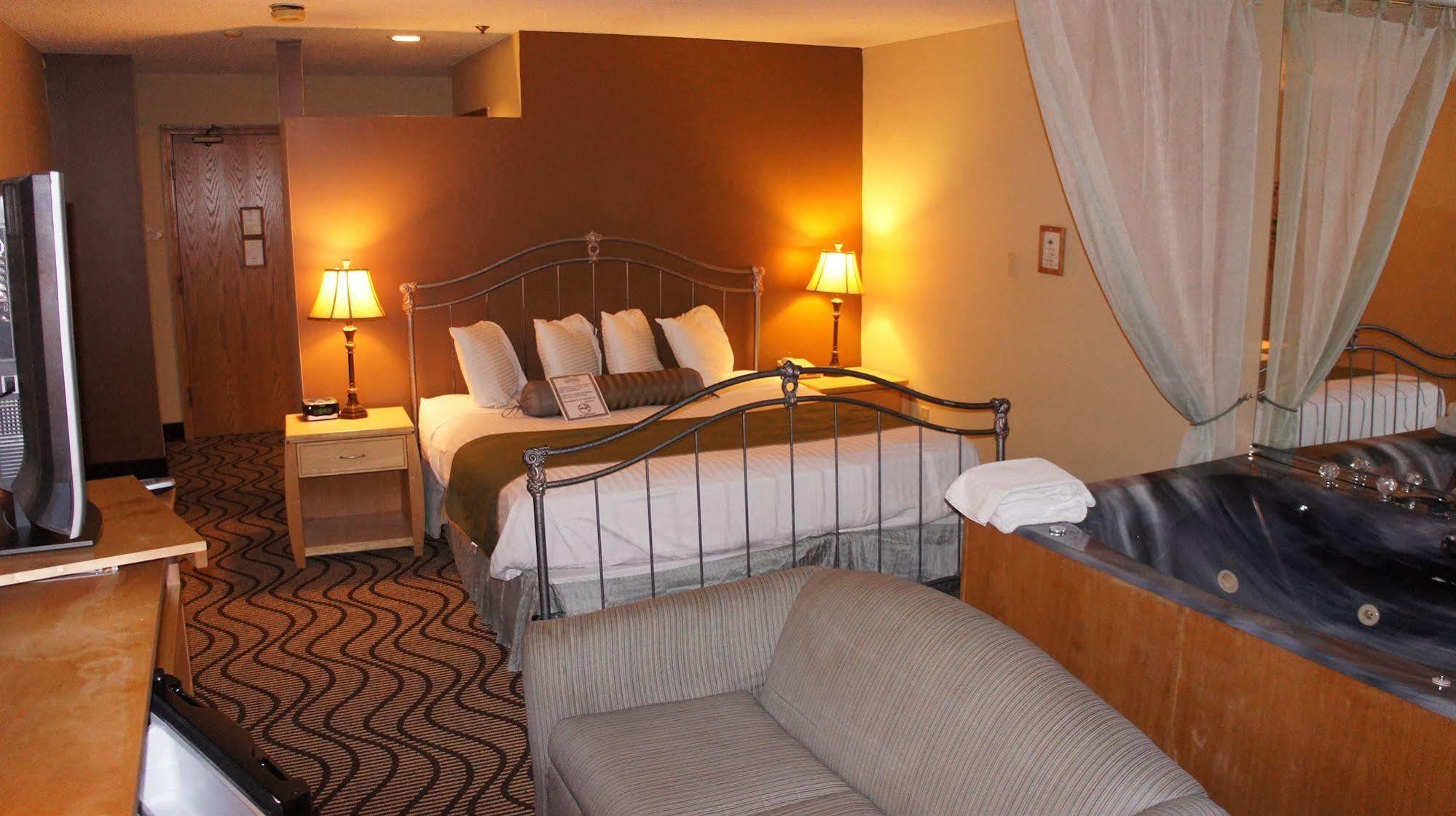 Waterbird Lakeside Inn เชสเตอร์ตัน ภายนอก รูปภาพ